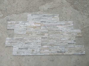 Placage de mur en pierre de culture en quartzite blanc en bois