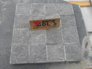 G654 Cube d'allée pavé de granit gris foncé