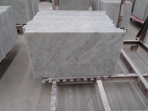 Carreau de pavement Bianco Carrara en marbre blanc