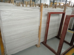 Panneau de revêtement de mur poli par tuile de marbre de grain en bois blanc