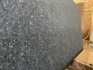 angola diamant granit noir
