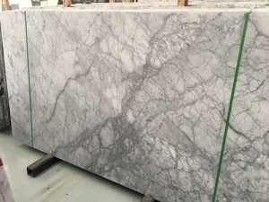 dalle de marbre polie gris italie