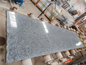 dalles de granit gris clair chine g623
